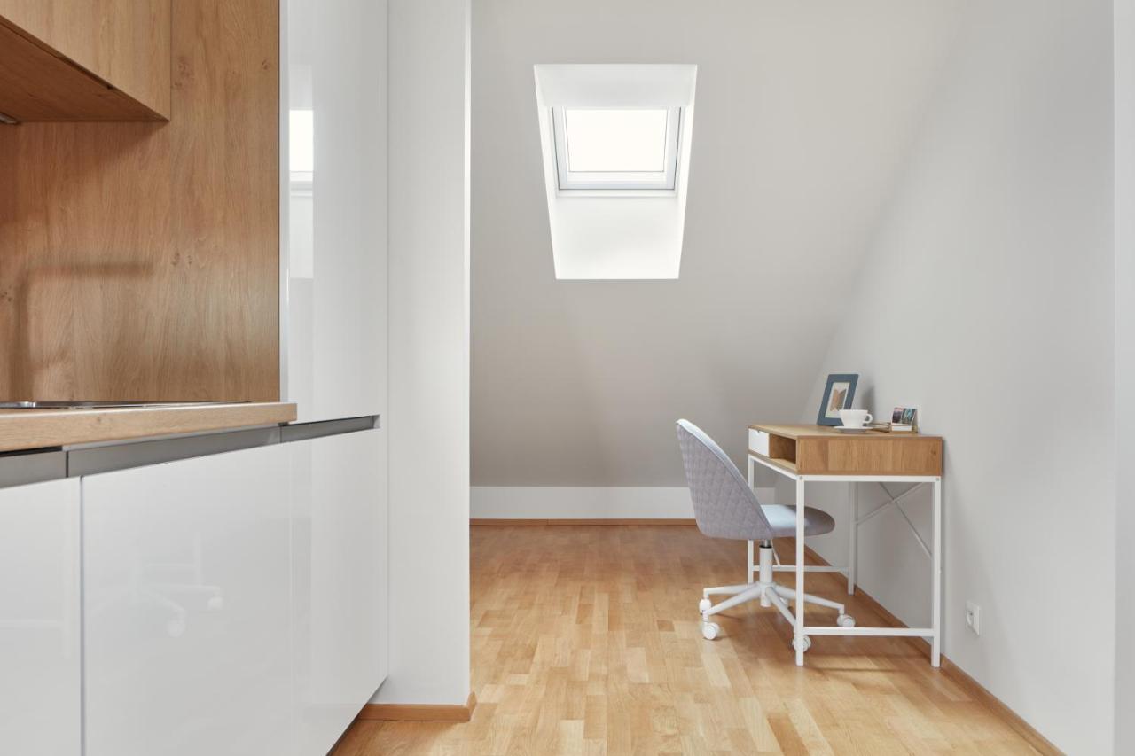 Bright Apartment In New Town By Prague Days Zewnętrze zdjęcie